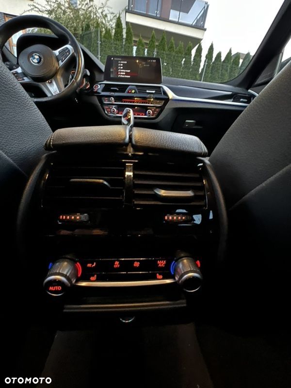 BMW Seria 5 530d xDrive Sport Line sport - 14