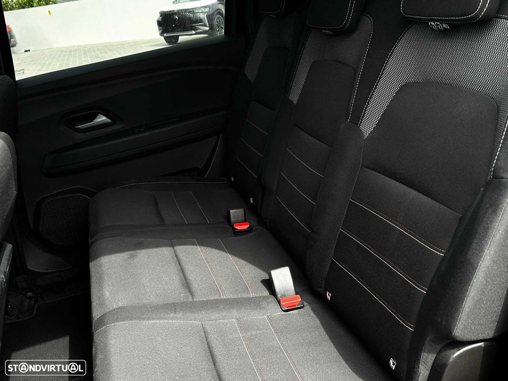 Dacia Jogger 1.0 TCe Extreme 7L - 10
