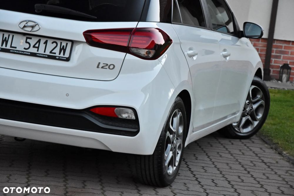 Hyundai i20 - 16