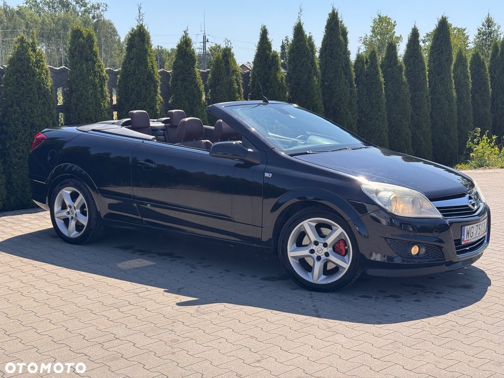 Opel Astra 1.6 Turbo Cosmo - 6
