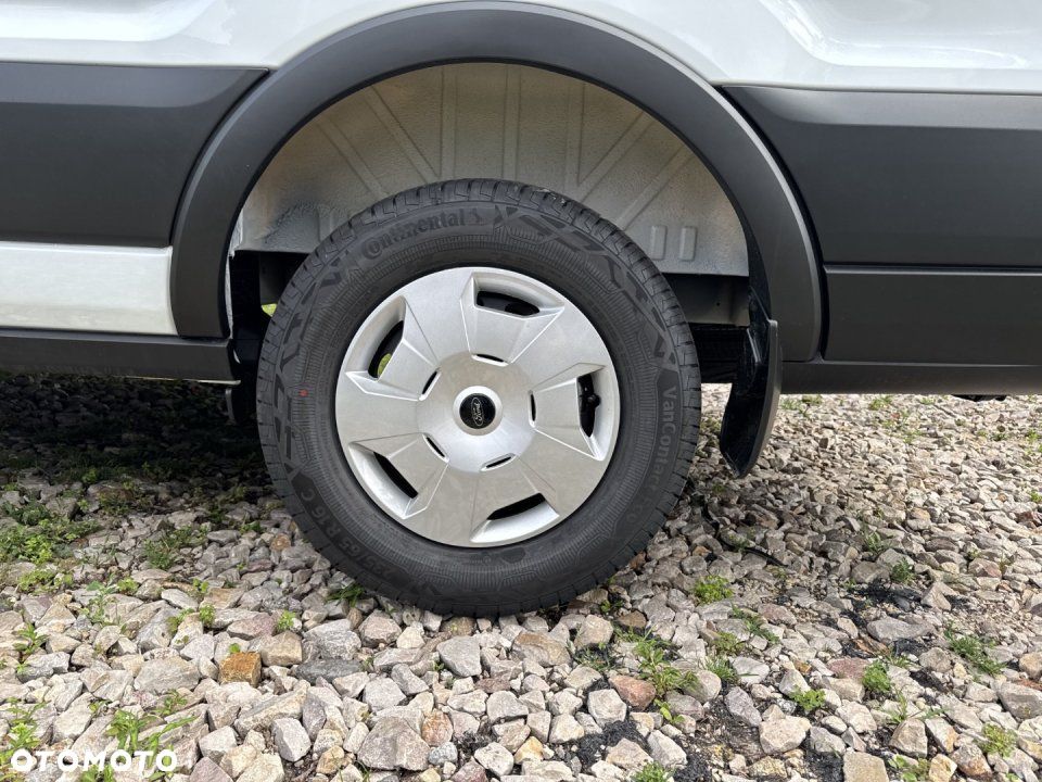 Ford Transit - 18