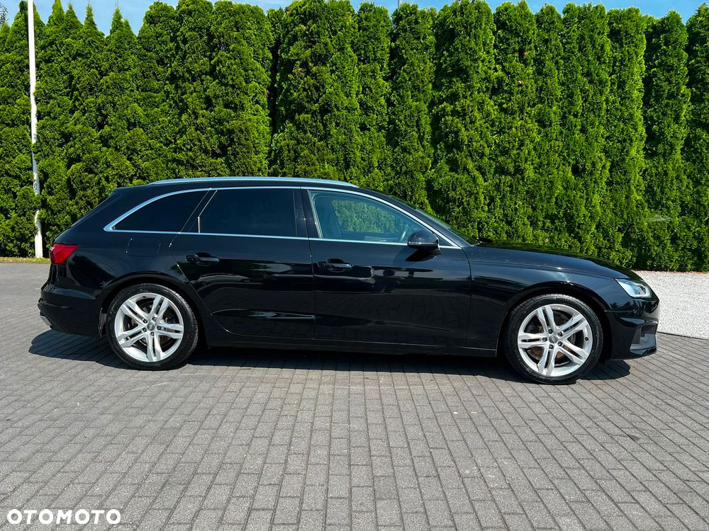 Audi A4 Avant 30 TDI S tronic - 5