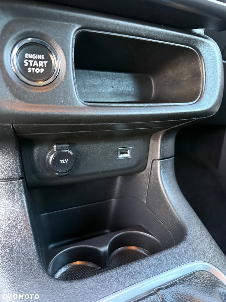 Citroën C3 1.2 PureTech Shine - 29