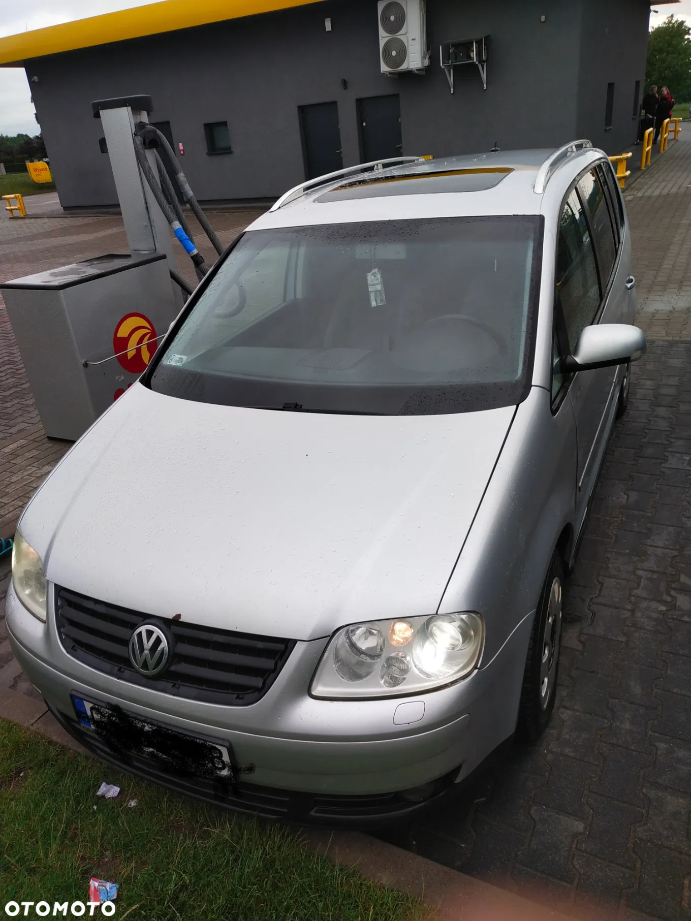 Volkswagen Touran 2.0 TDI Highline - 3