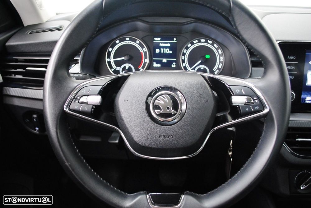 Skoda Kamiq 1.0 TSI DSG - 9