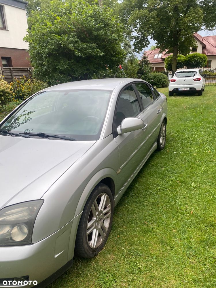Opel Vectra 1.8 GTS - 2