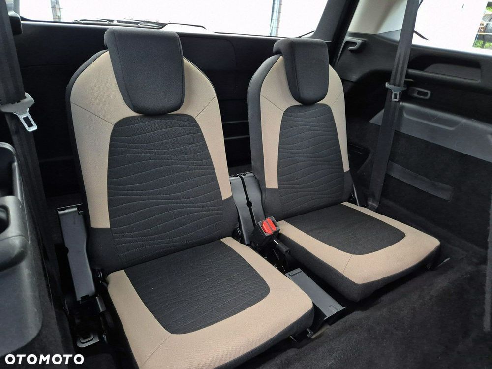 Citroën C4 Grand Picasso e-HDi 115 Intensive - 14