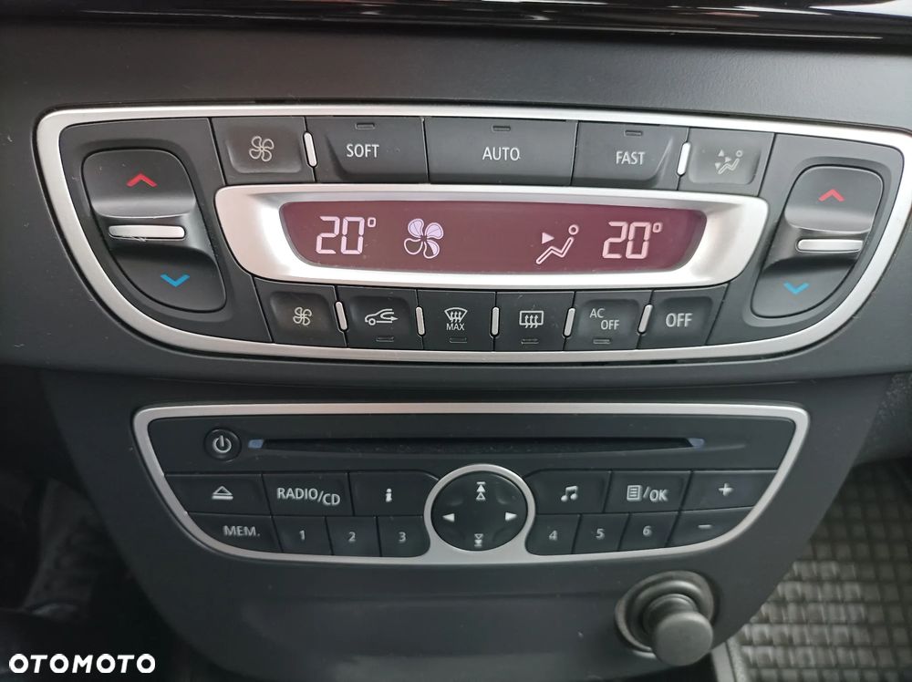 Renault Fluence - 18