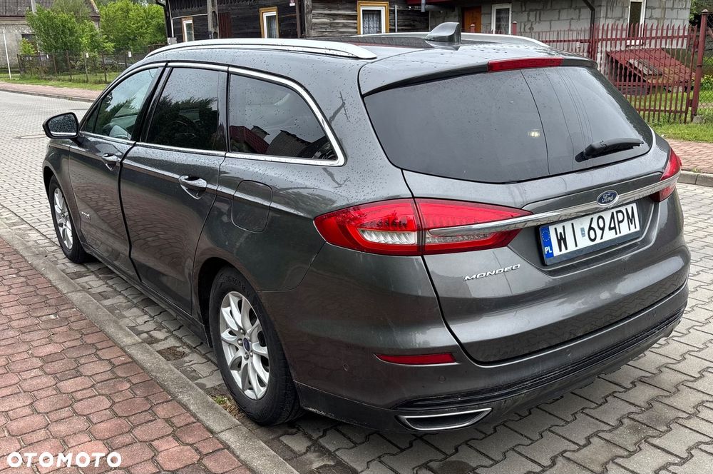 Ford Mondeo 2.0 Hybrid Titanium - 4