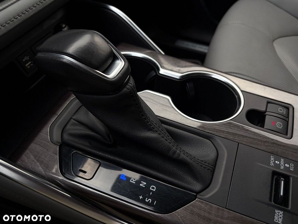 Toyota Highlander - 32