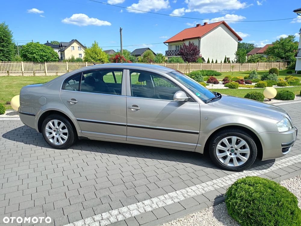 Skoda Superb 1.8 Turbo - 5