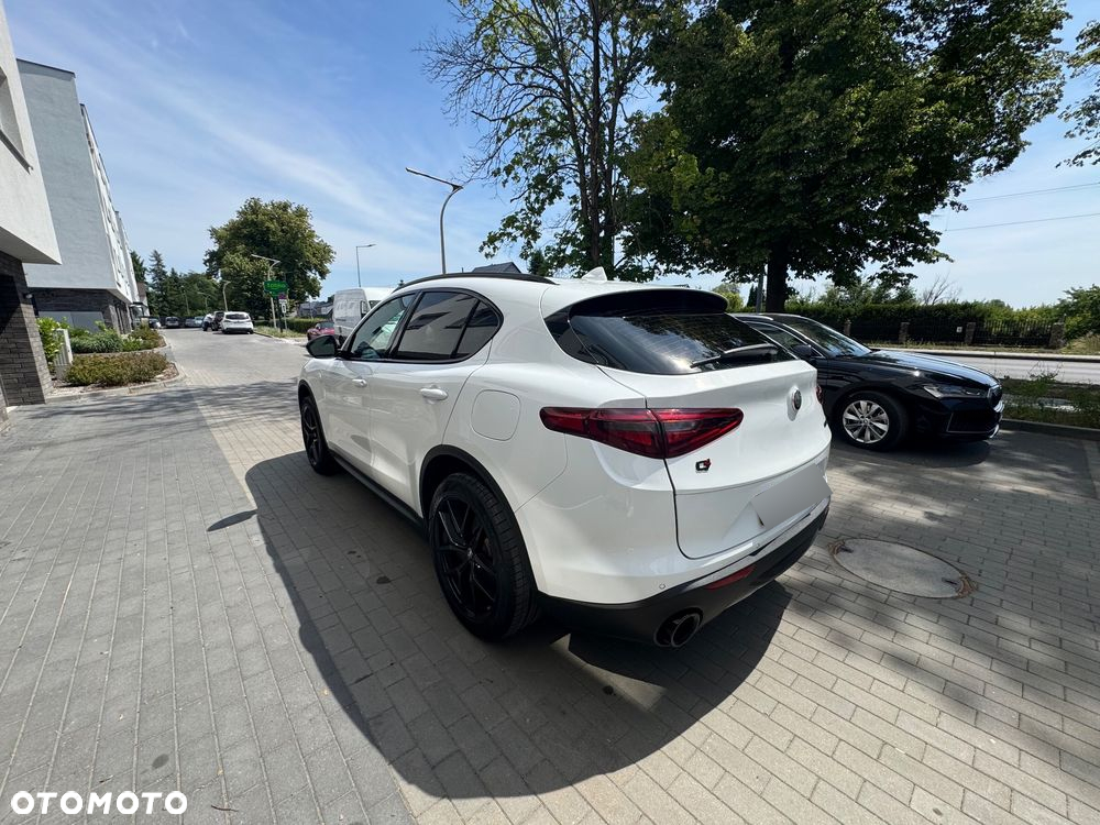 Alfa Romeo Stelvio 2.0 Turbo B-Tech Edition Q4 - 5