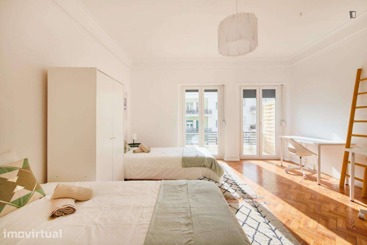 Quarto - localizado em Entrecampos Lisbon - Grande imagem: 3/50