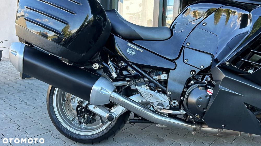 Kawasaki GTR - 5