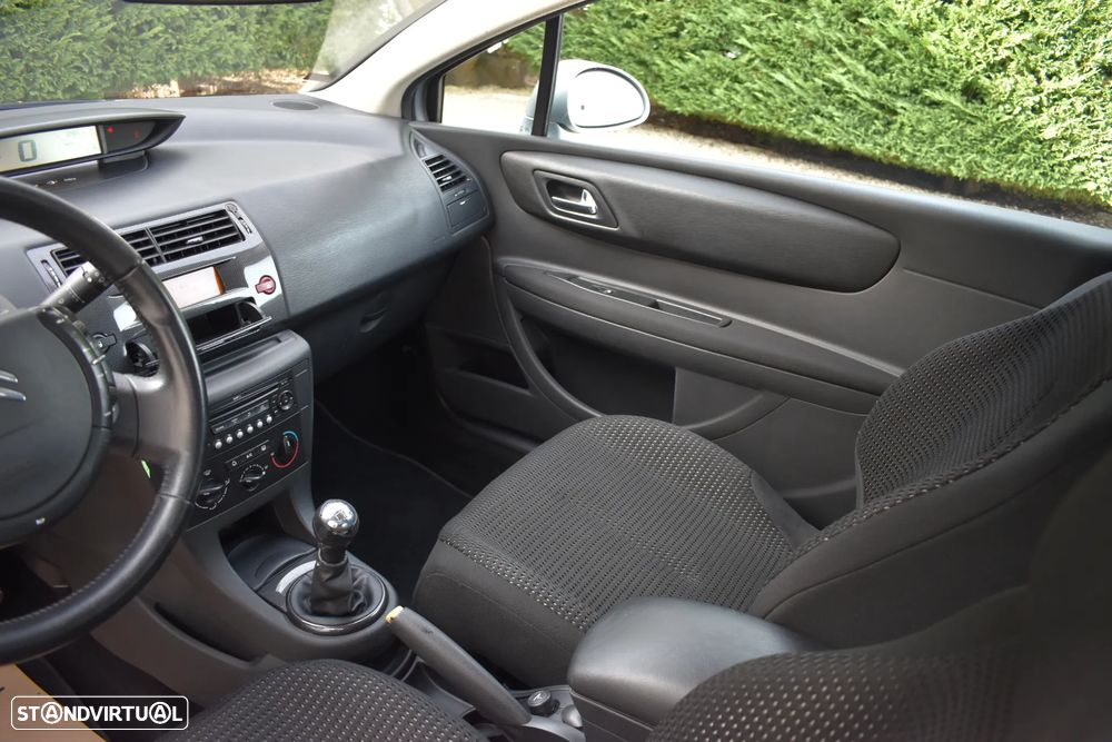 Citroën C4 1.4 16V VTR Pack - 8