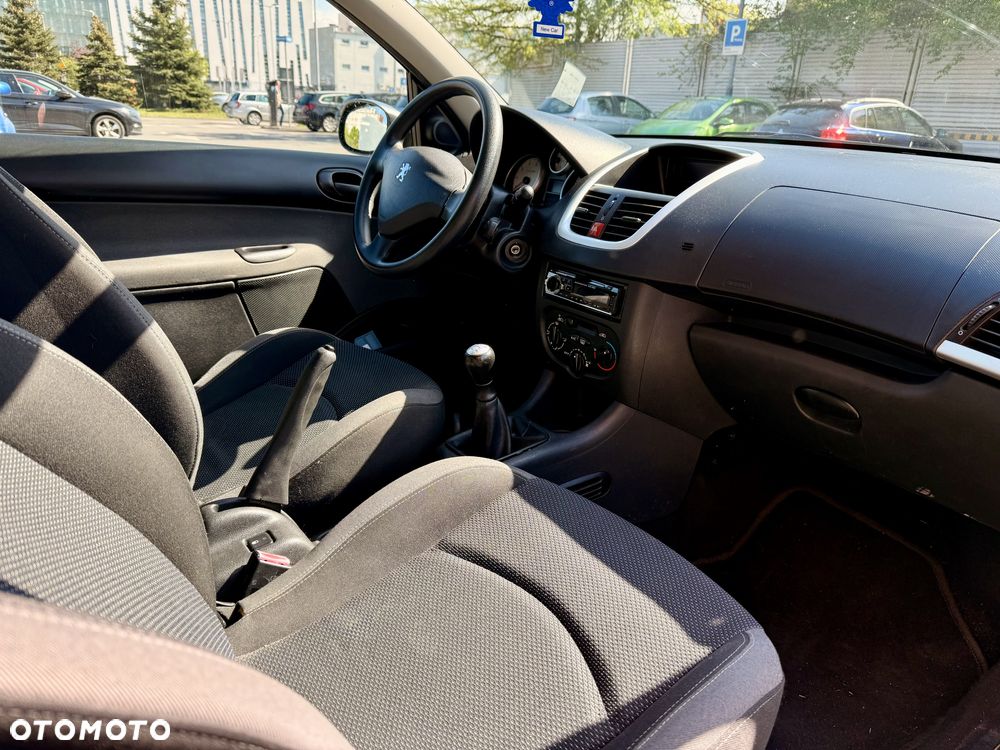 Peugeot 206 plus 60 - 11