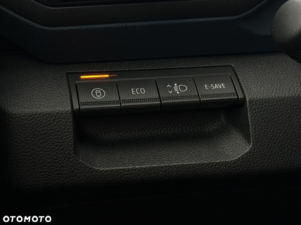 Dacia Duster 1.6 Full Hybrid 140 Journey MMT - 19