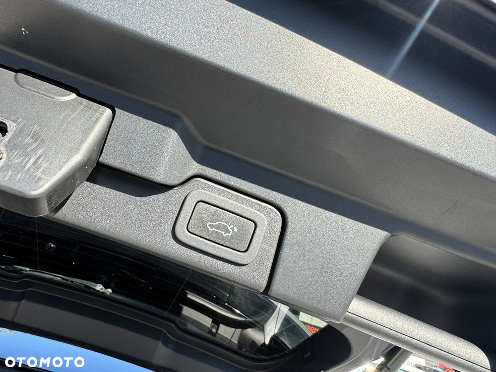 Land Rover Range Rover Evoque - 36