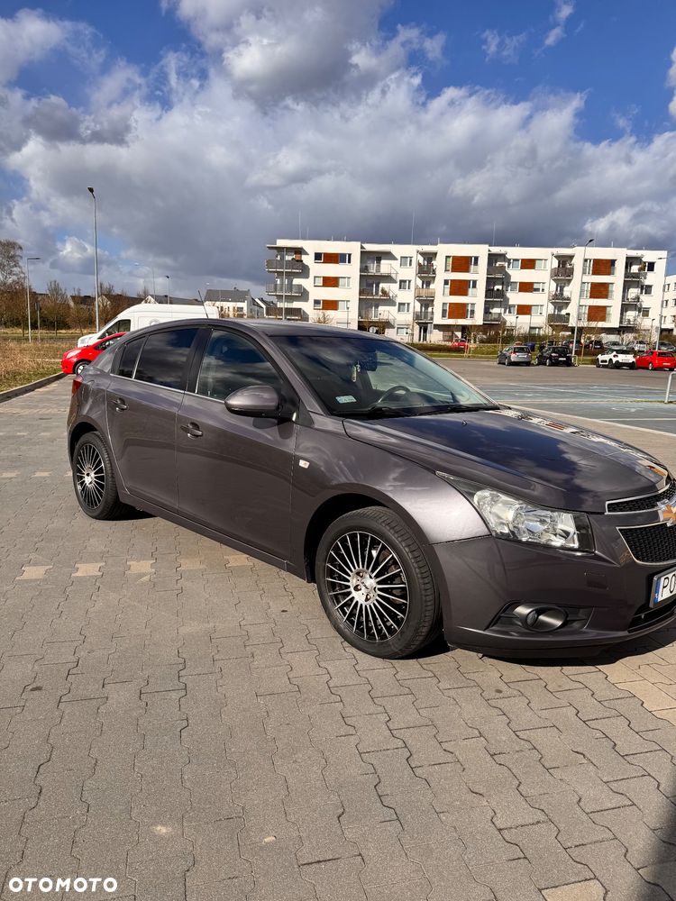 Chevrolet Cruze - 3