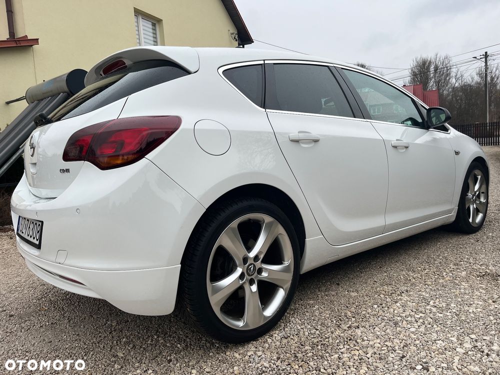 Opel Astra - 9