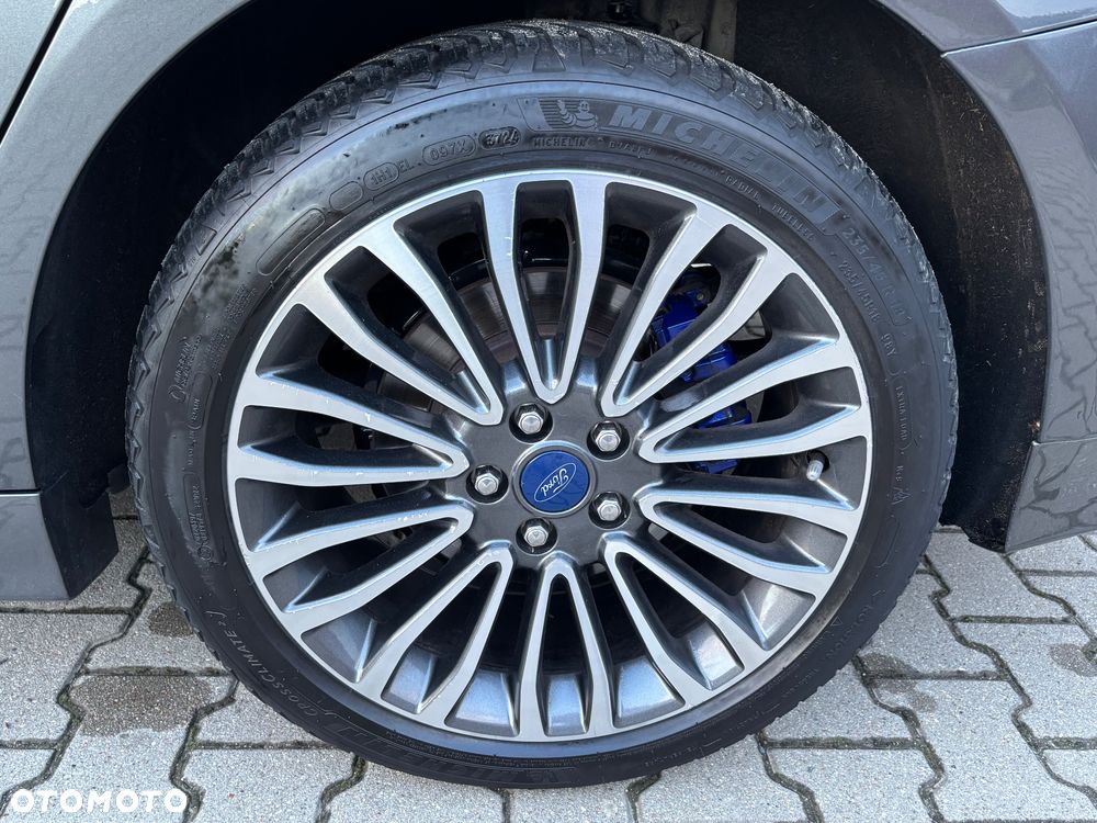 Ford Fusion 2.0 EcoBoost Titanium - 17