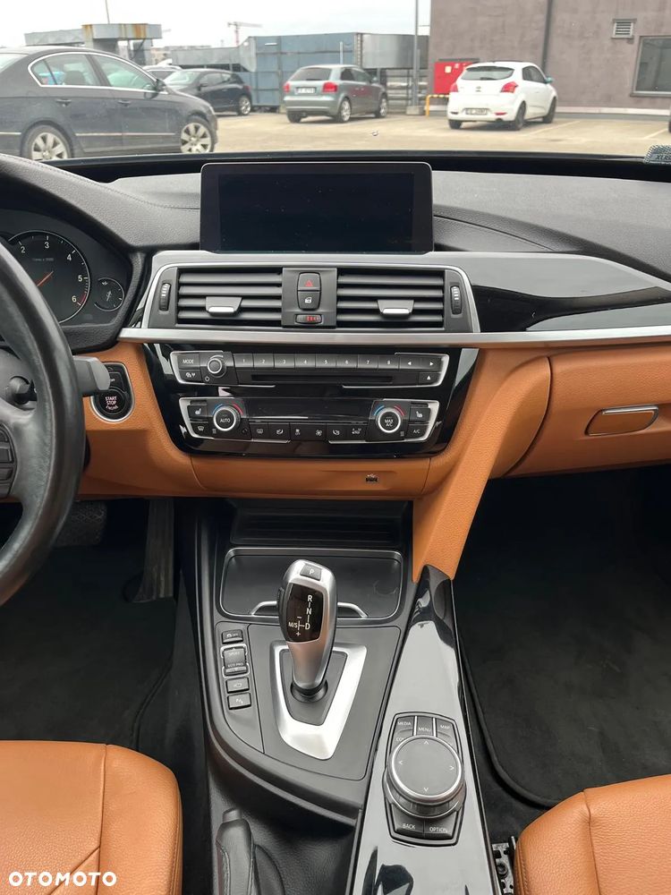 BMW 3GT 320d xDrive Luxury Line - 19