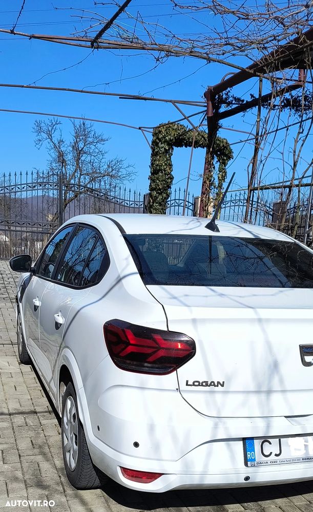 Dacia Logan TCe 90 CVT Comfort - 2