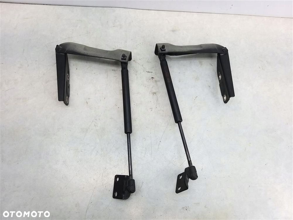 Zawias maski zawiasy Ssang Yong Rexton  2001–2017 - 2