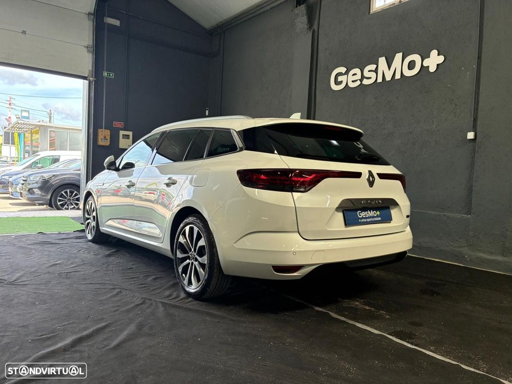 Renault Mégane Sport Tourer - 6
