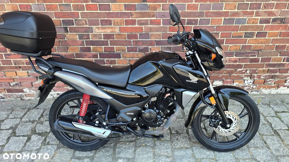 Honda CBF - 24