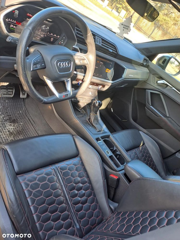 Audi RS Q3 2.5 TFSI quattro S tronic - 12