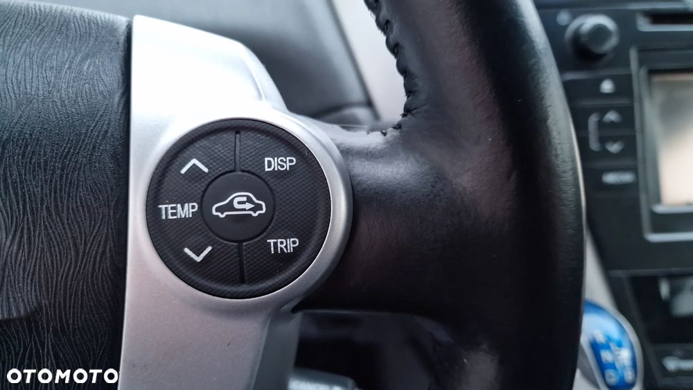 Toyota Prius+ (Hybrid) - 28