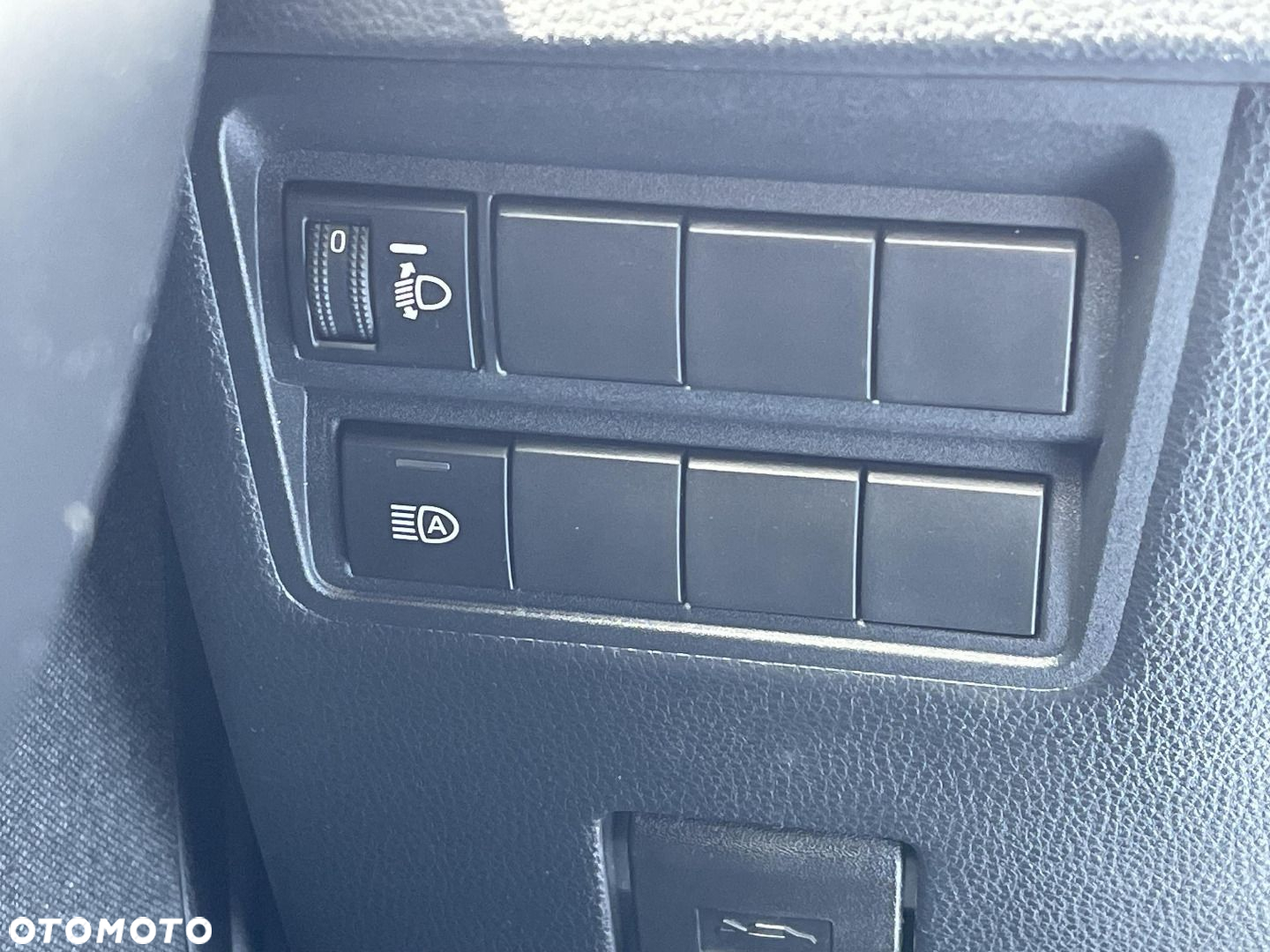 Toyota Yaris - 18