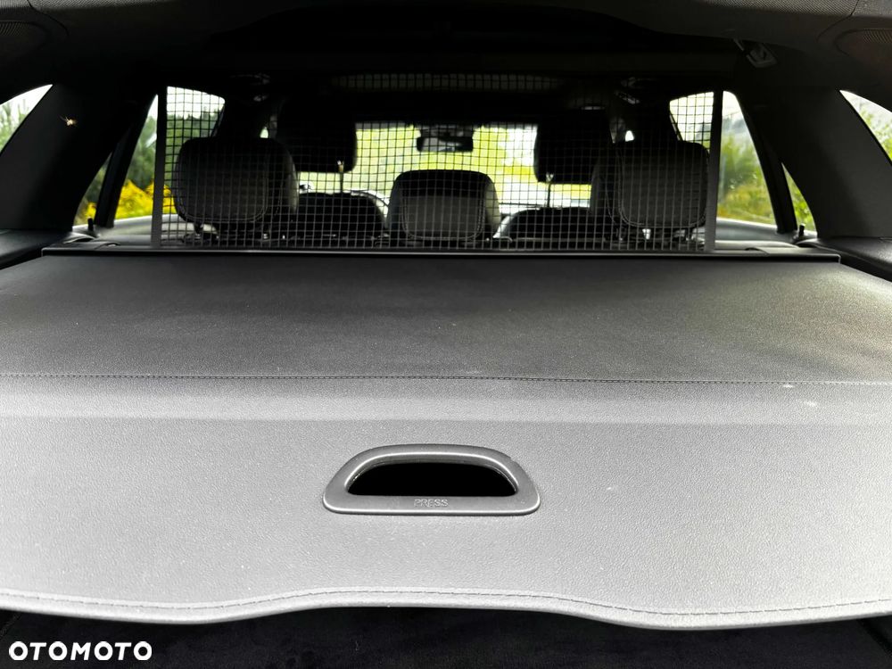 Mercedes-Benz Klasa C 200 4MATIC 9G-TRONIC - 10