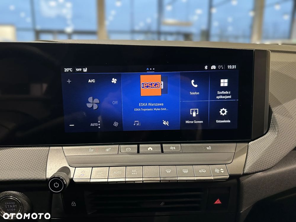 Opel Astra 1.2 T Edition S&S - 24