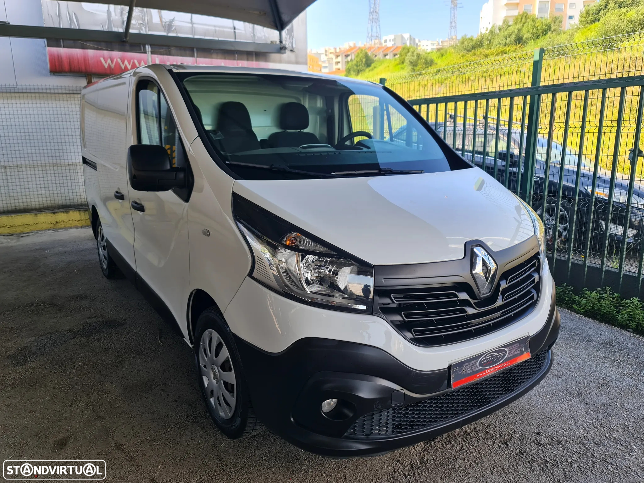 Renault TRAFIC 1.6 Dci 125CV * GPS/ AC/ IVA DEDUTÍVEL * - 3