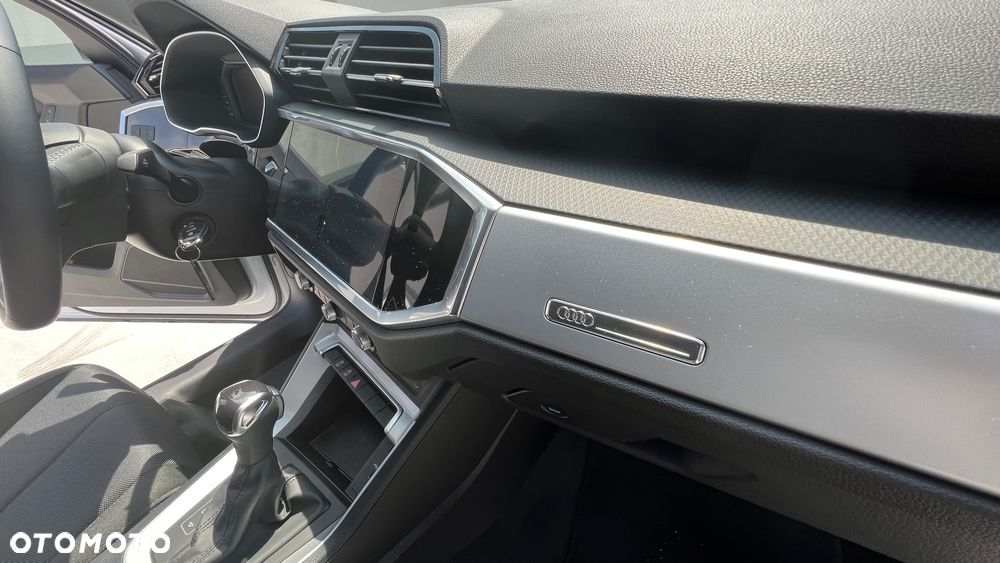 Audi Q3 35 TFSI Advanced S tronic - 27