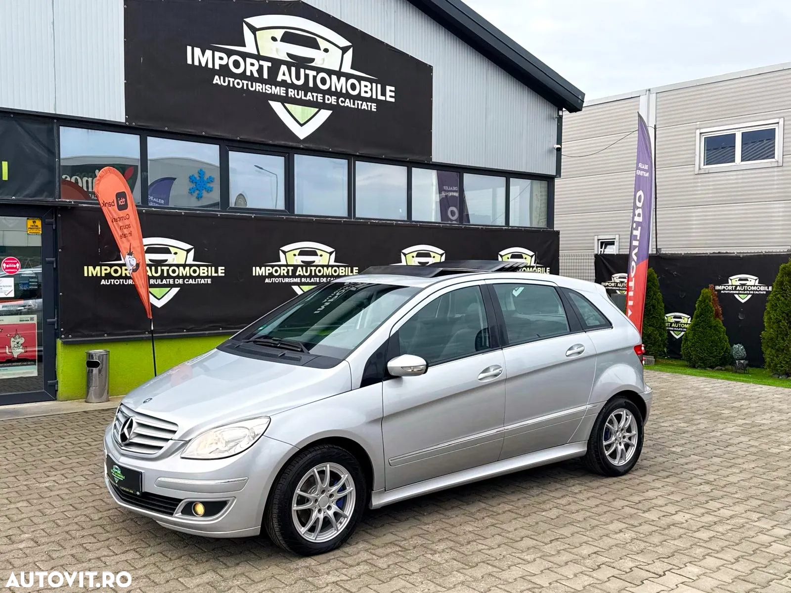 Mercedes-Benz B - 9