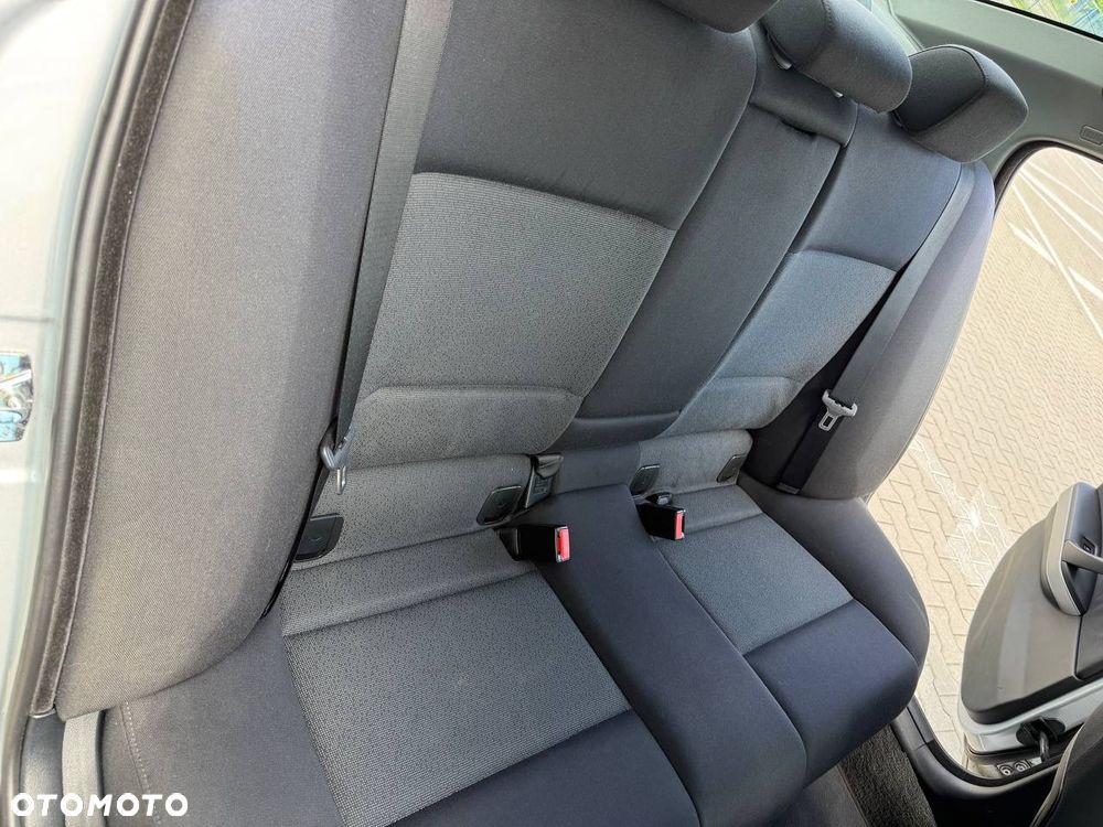 BMW Seria 3 320i - 19