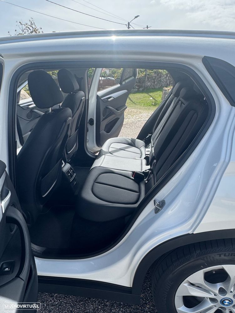BMW X2 25 e xDrive Advantage - 27