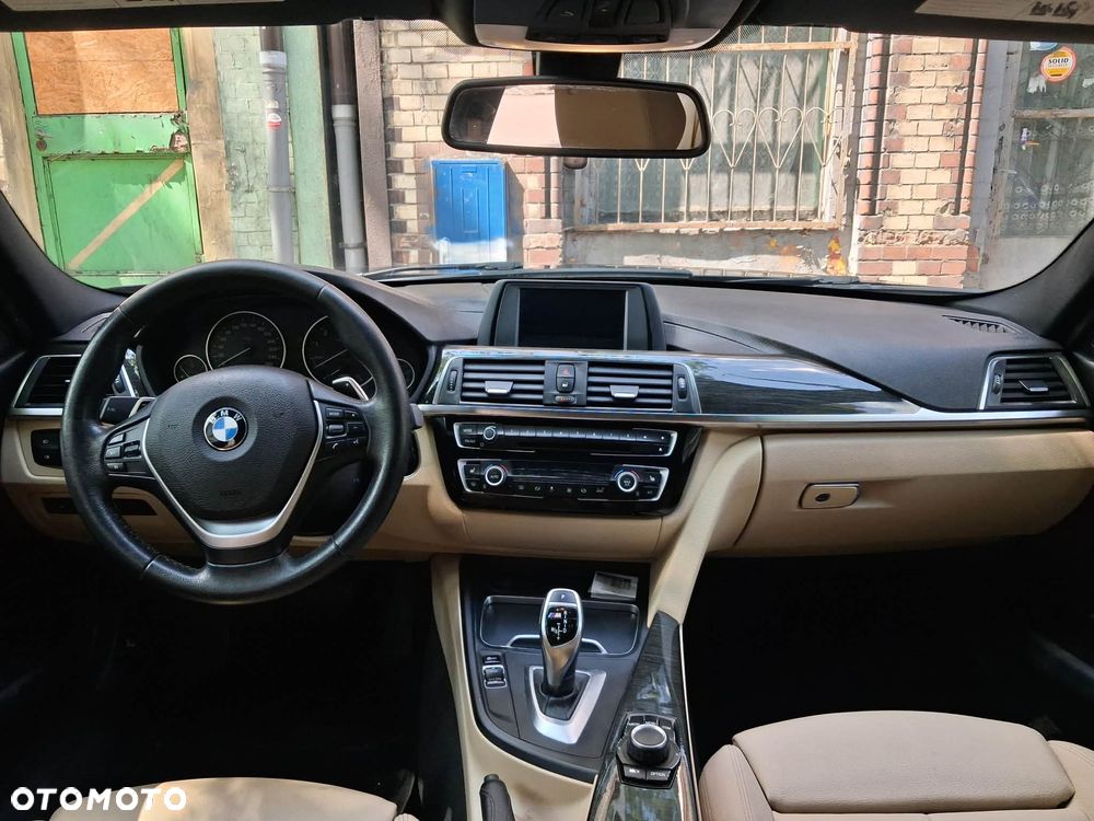 BMW Seria 3 330i Edition Luxury Line Purity - 6