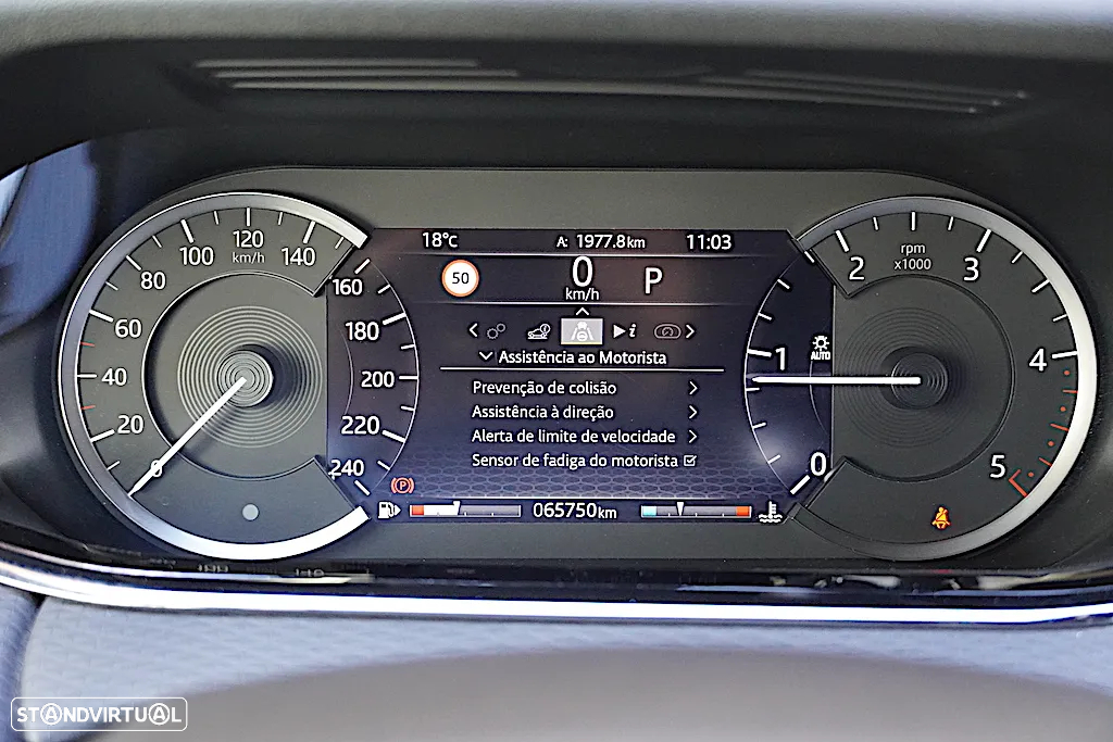 Land Rover Range Rover Evoque 2.0 D180 AWD R-Dynamic S Auto - 35