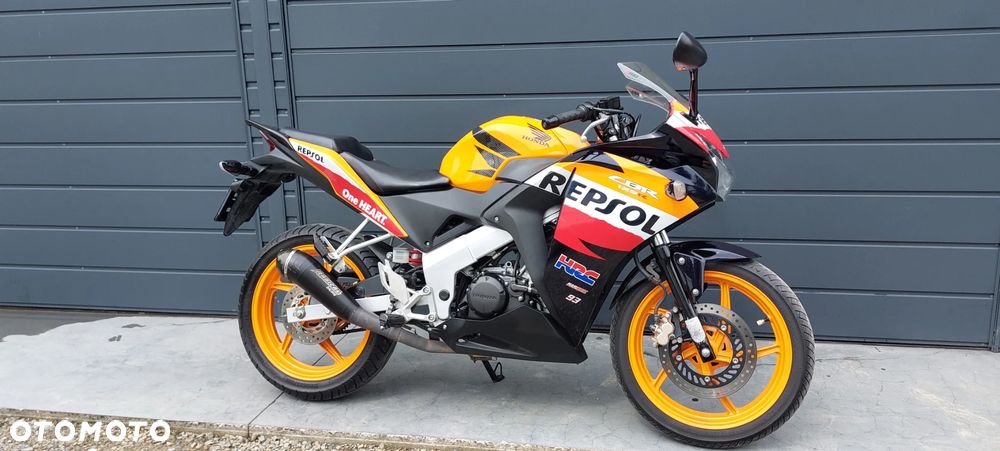 Honda CBR - 36