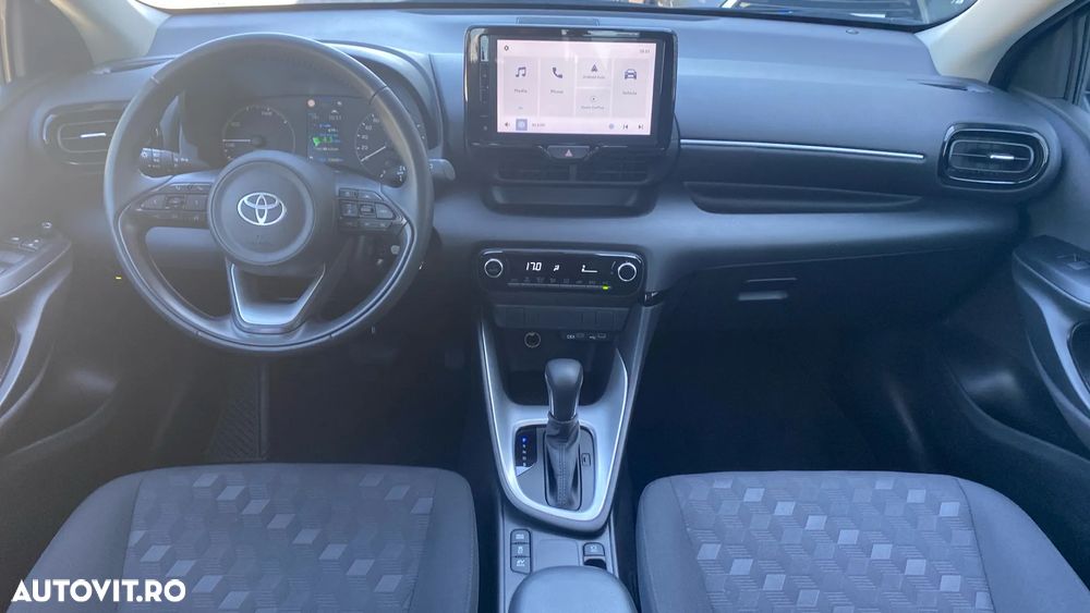 Toyota Yaris 1.5 VVT-i HSD Eco - 8