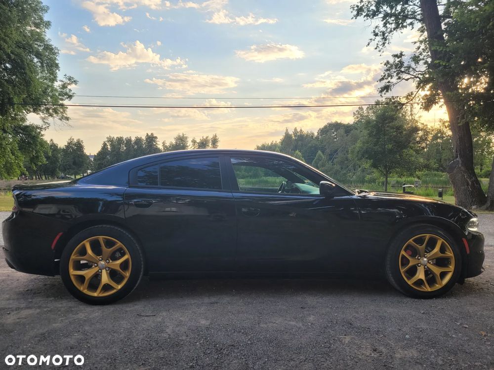 Dodge Charger - 5