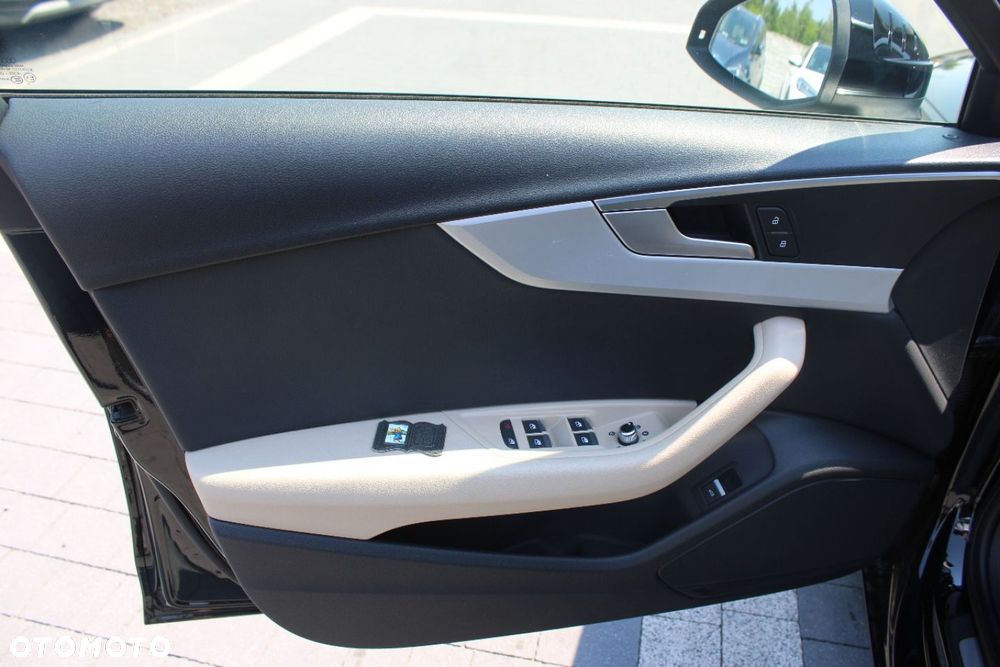 Audi A4 Avant - 19