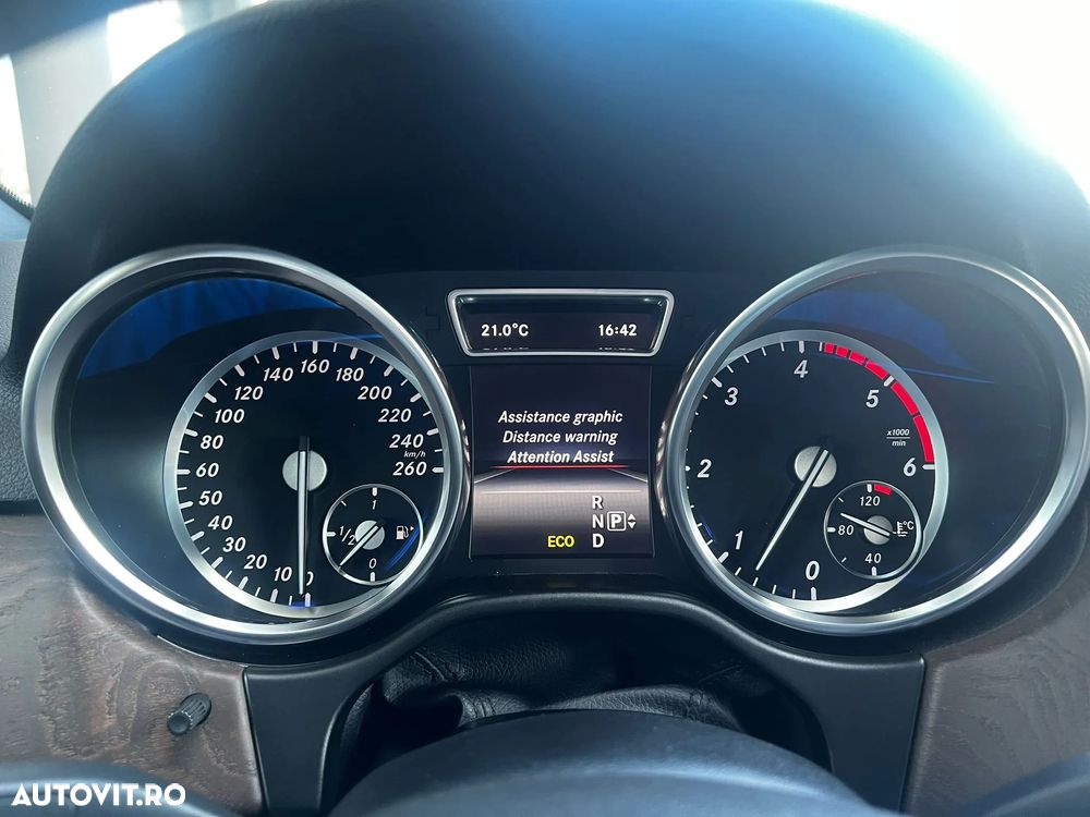 Mercedes-Benz ML 350 BlueTec 4MATIC Aut - 18