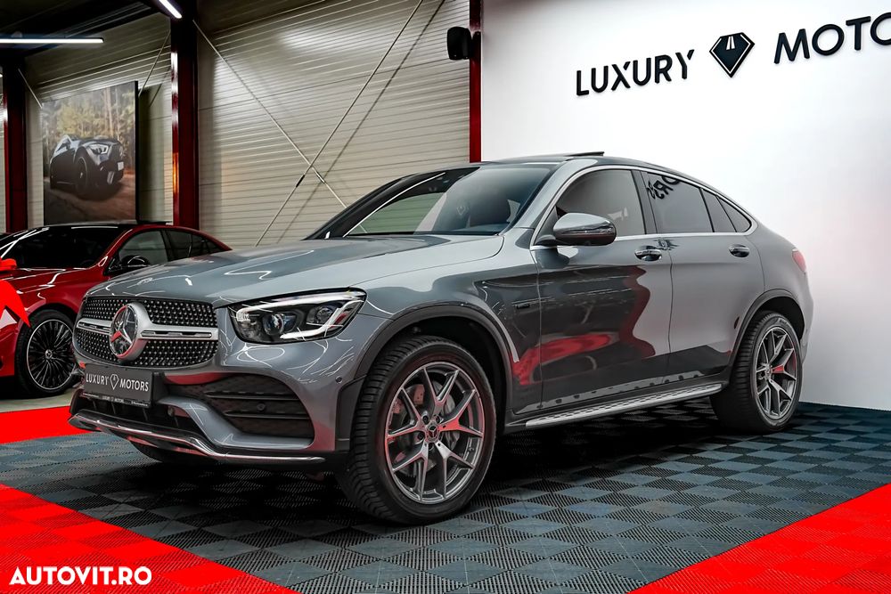 Mercedes-Benz GLC Coupe 300 e 4Matic 9G-TRONIC AMG Line Plus - 1