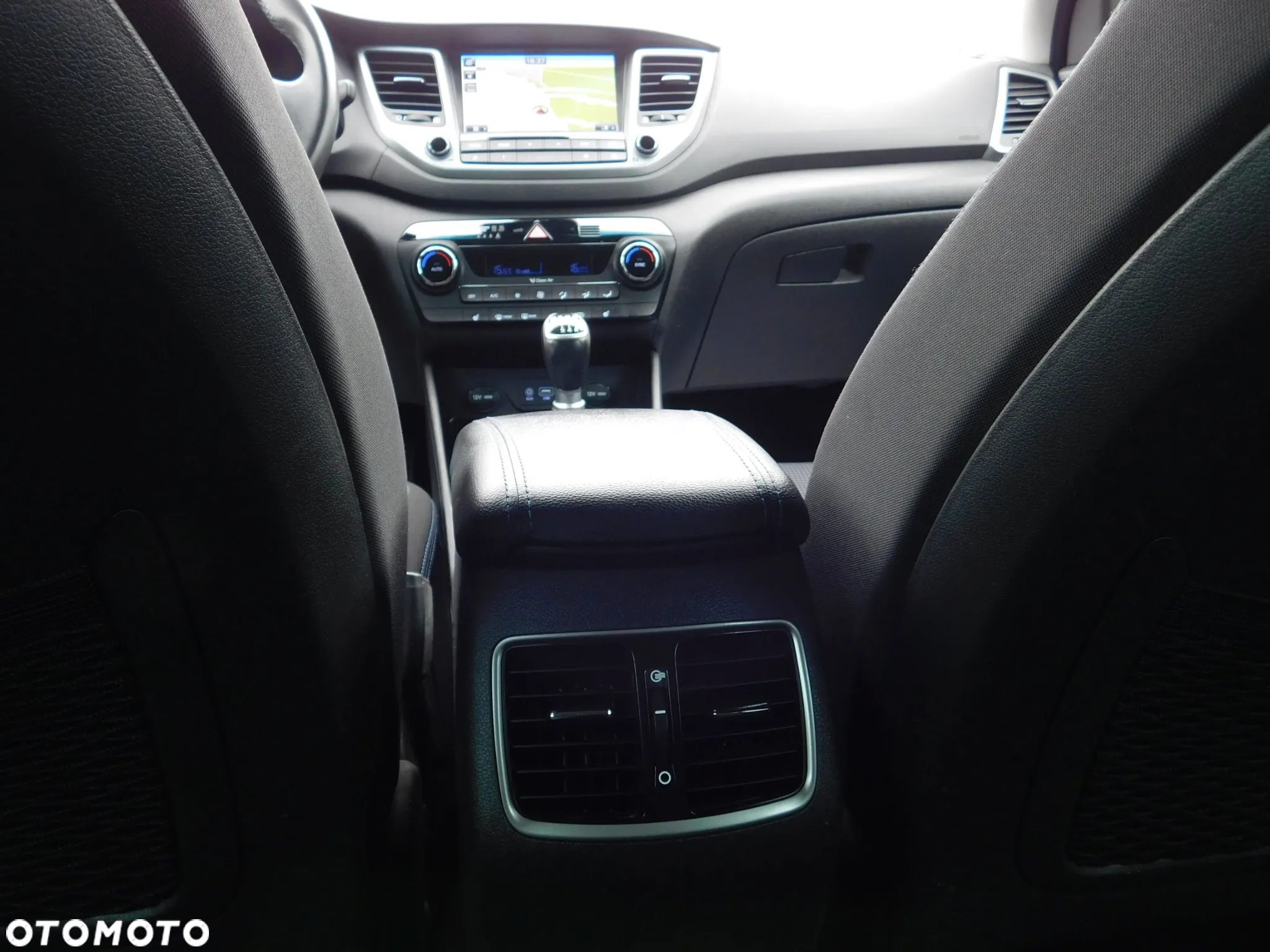 Hyundai Tucson 1.6 GDi 2WD Pure - 20