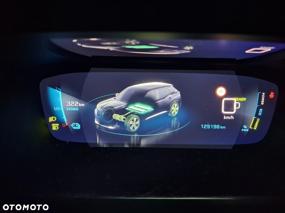 Peugeot 2008 e-2008 GT - 12